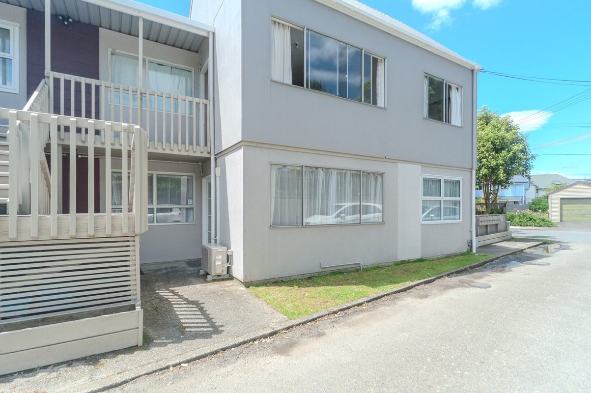 71A Randwick Crescent, Moera, Lower Hutt - Carousel 2