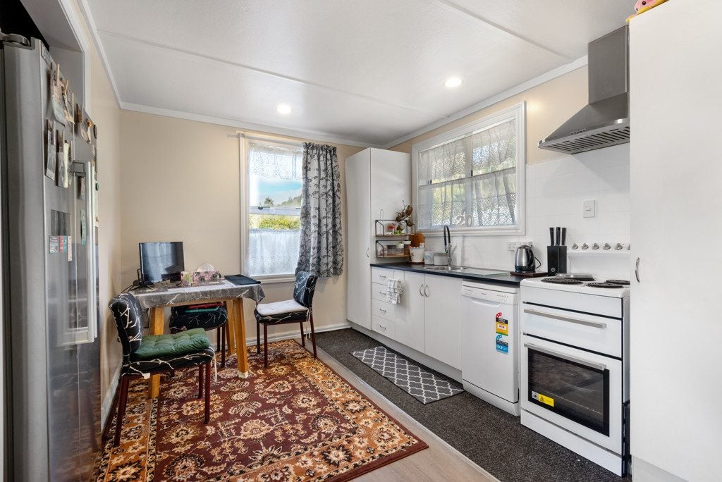 20 Cockerell Street, Brockville, Dunedin - Carousel 2