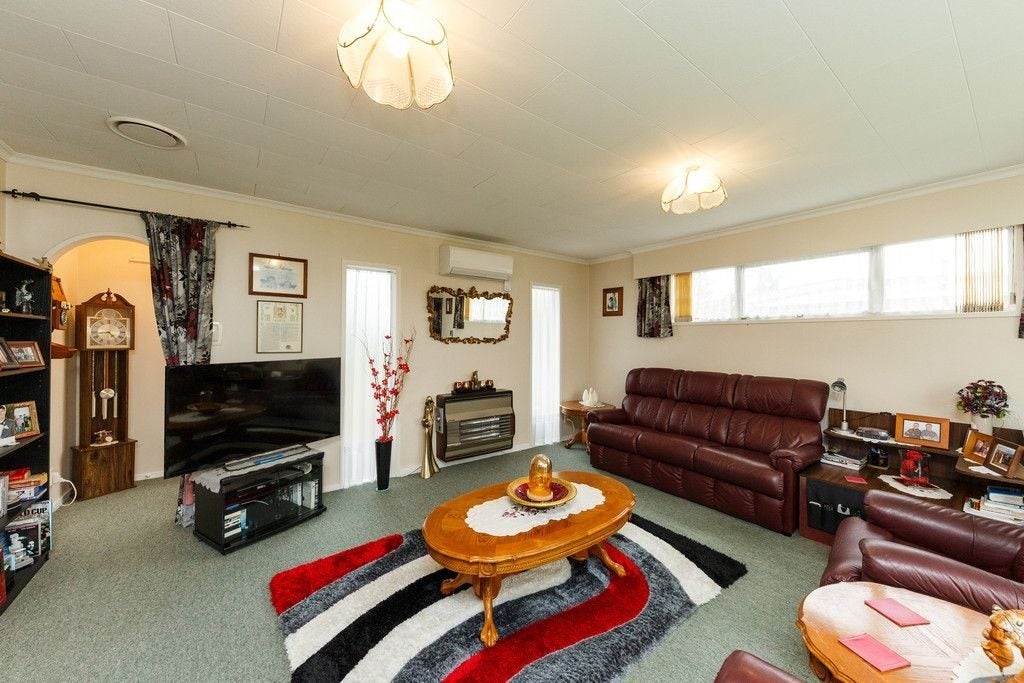 36 John F Kennedy Drive, Milson, Palmerston North - Carousel 2