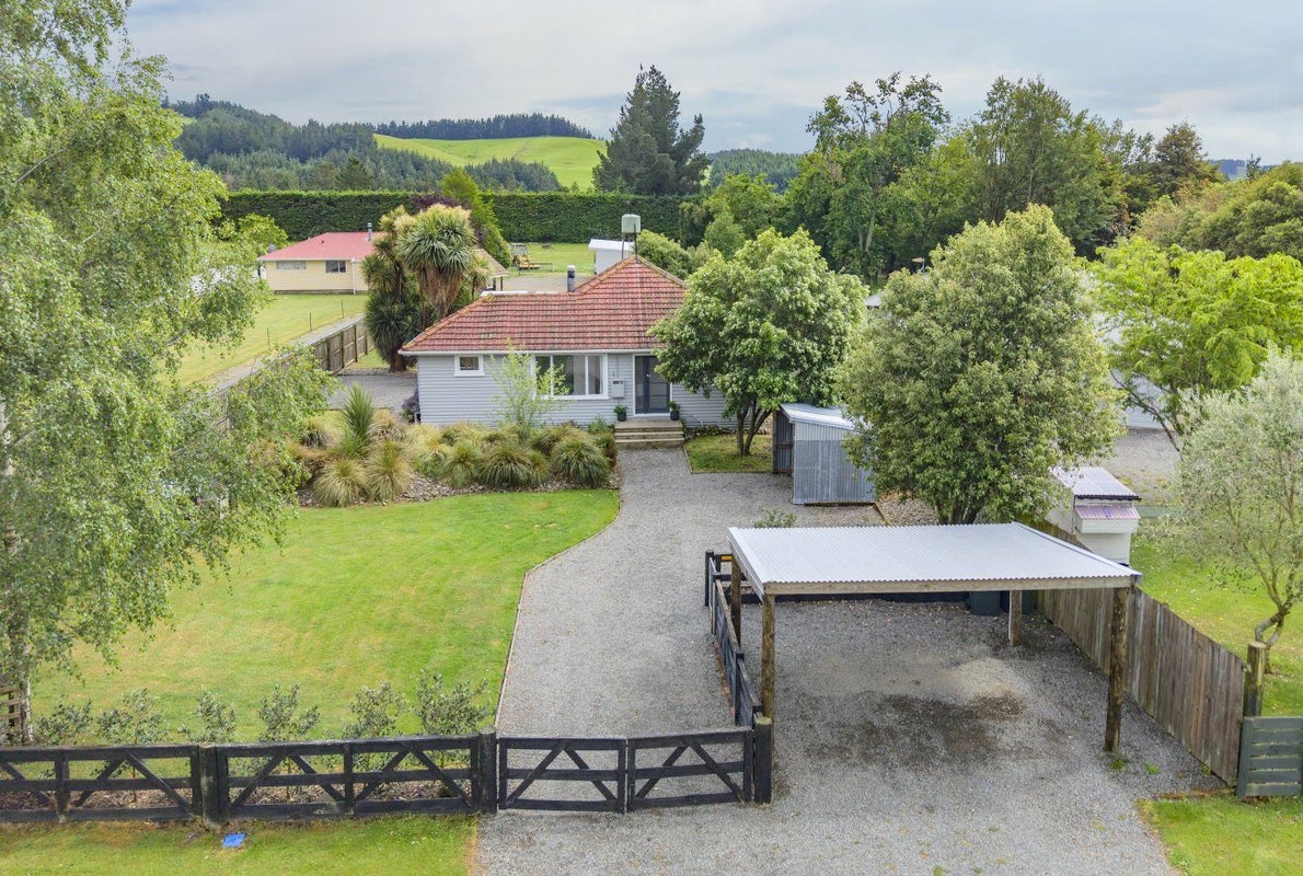 13 Cross Street, Coalgate, Coalgate - Carousel 21