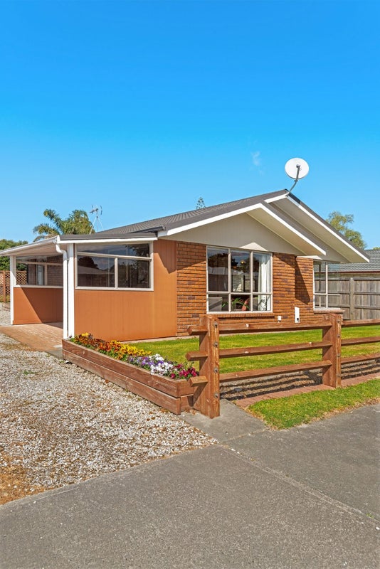 2 Clarence Street, Te Hapara, Gisborne - Carousel 19