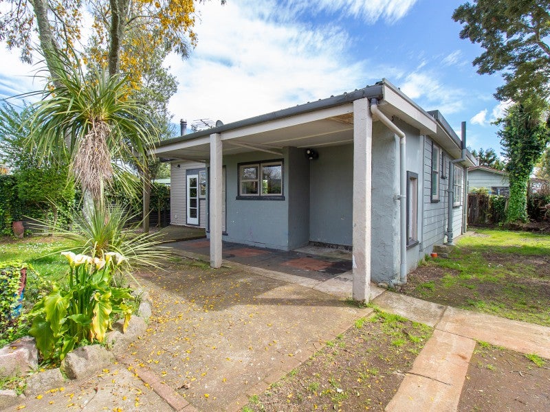 9A Farnworth Avenue, Holdens Bay, Rotorua - Carousel 1
