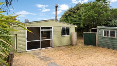 37 Dixie Street, Te Horo Beach - Carousel 1