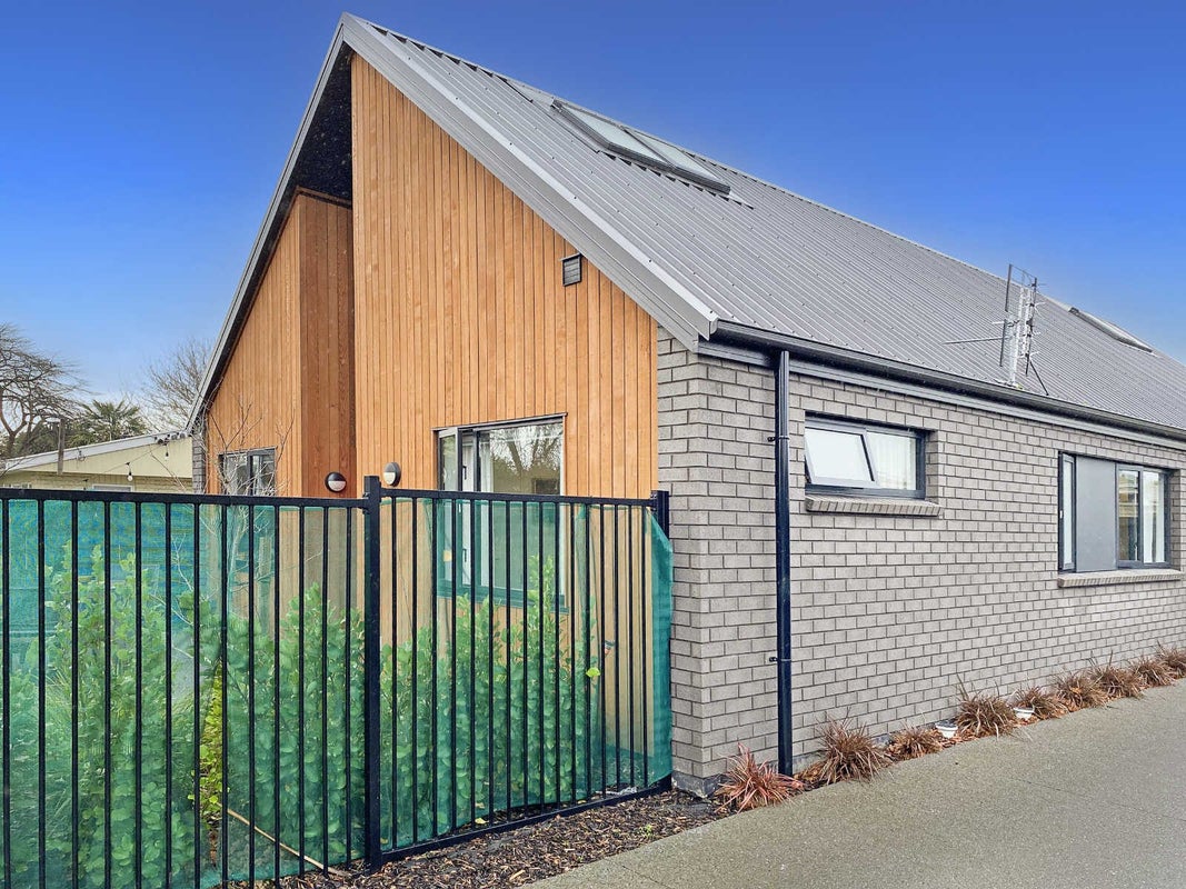 1/116 Champion Street, Edgeware, Christchurch - Carousel 18