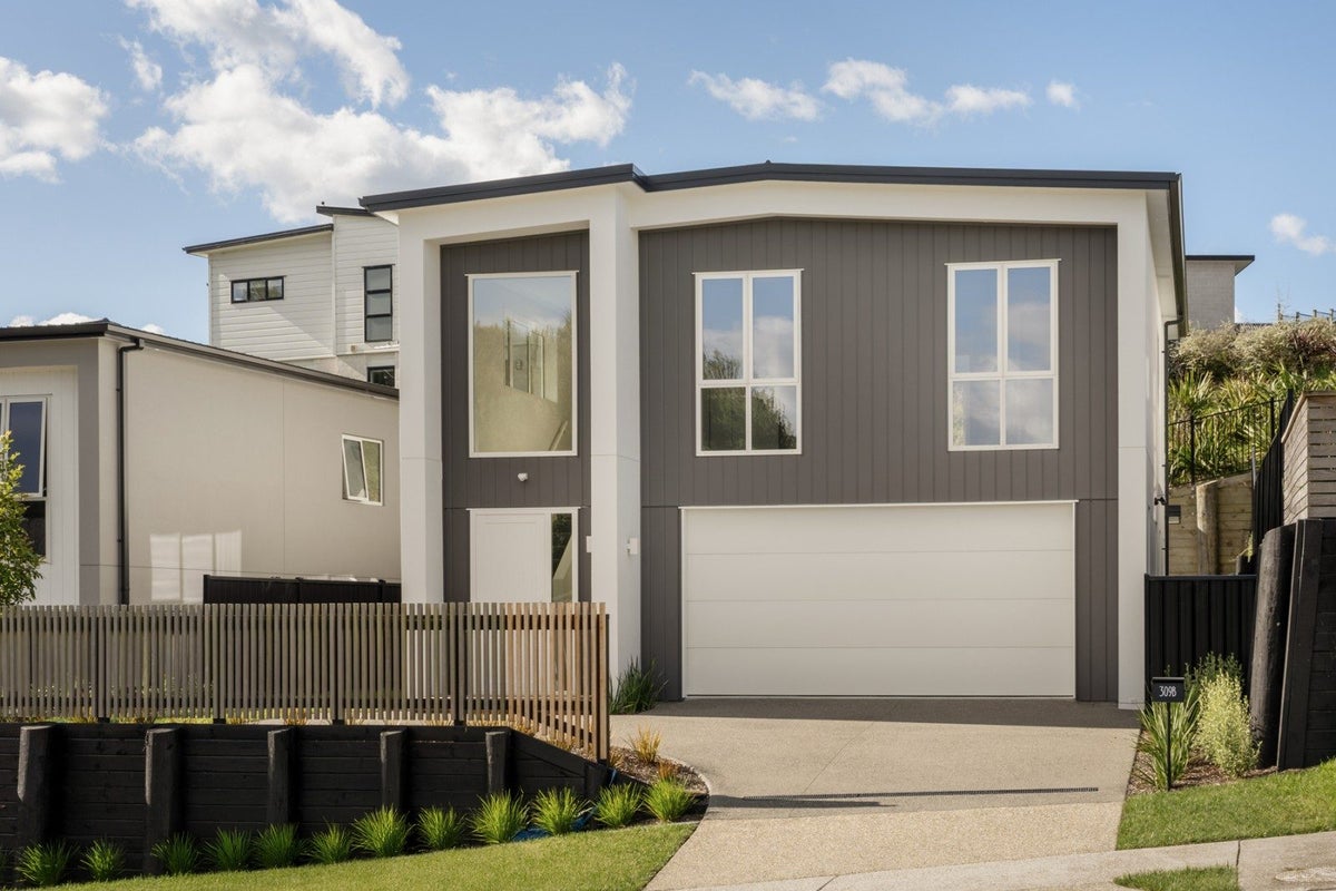 309B Lakes Boulevard, Pyes Pa, Tauranga - Carousel 1