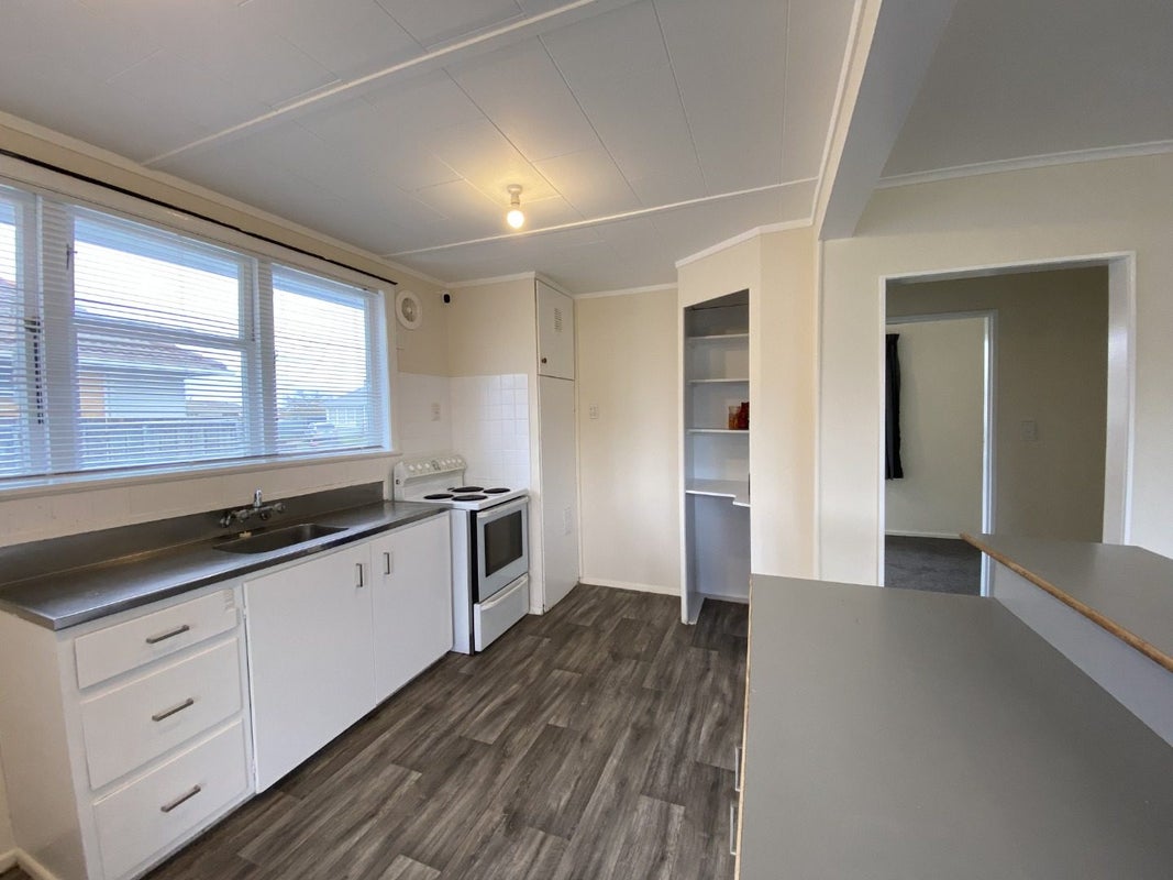 19 Charles Corner Crescent, Maraenui, Napier - Carousel 2