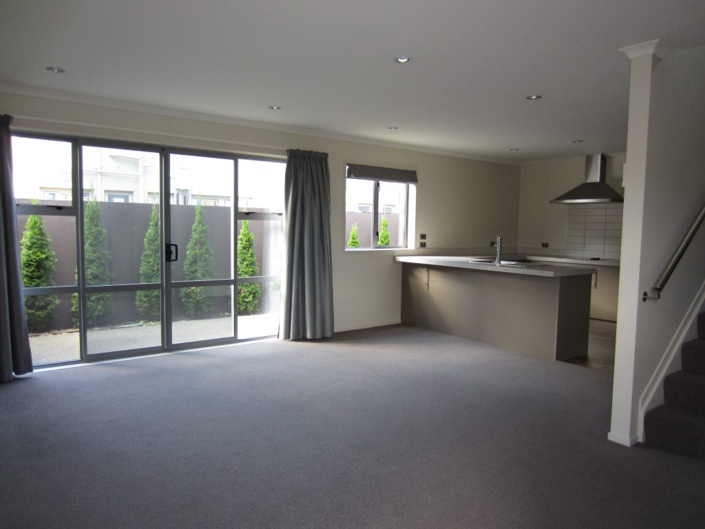14 Stadium Lane, Whitiora, Hamilton - Carousel 2