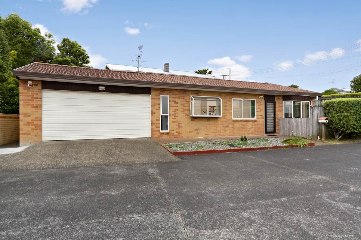 1/20 Taylor Street, Blockhouse Bay, Auckland - Carousel 1