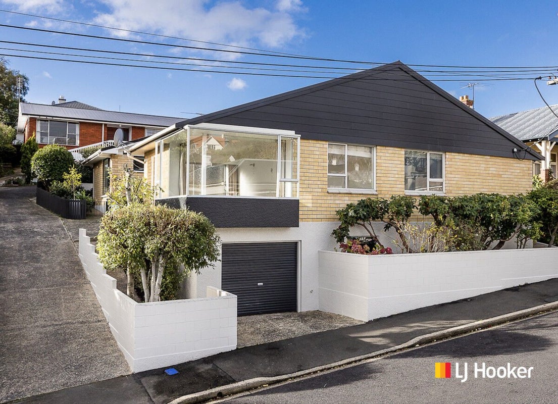 6A Fairfax Street, Maori Hill, Dunedin - Carousel 1