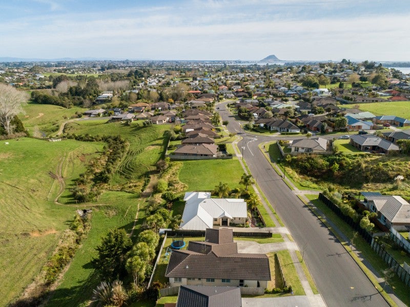 26 Falcon Drive, Welcome Bay, Tauranga - Carousel 14