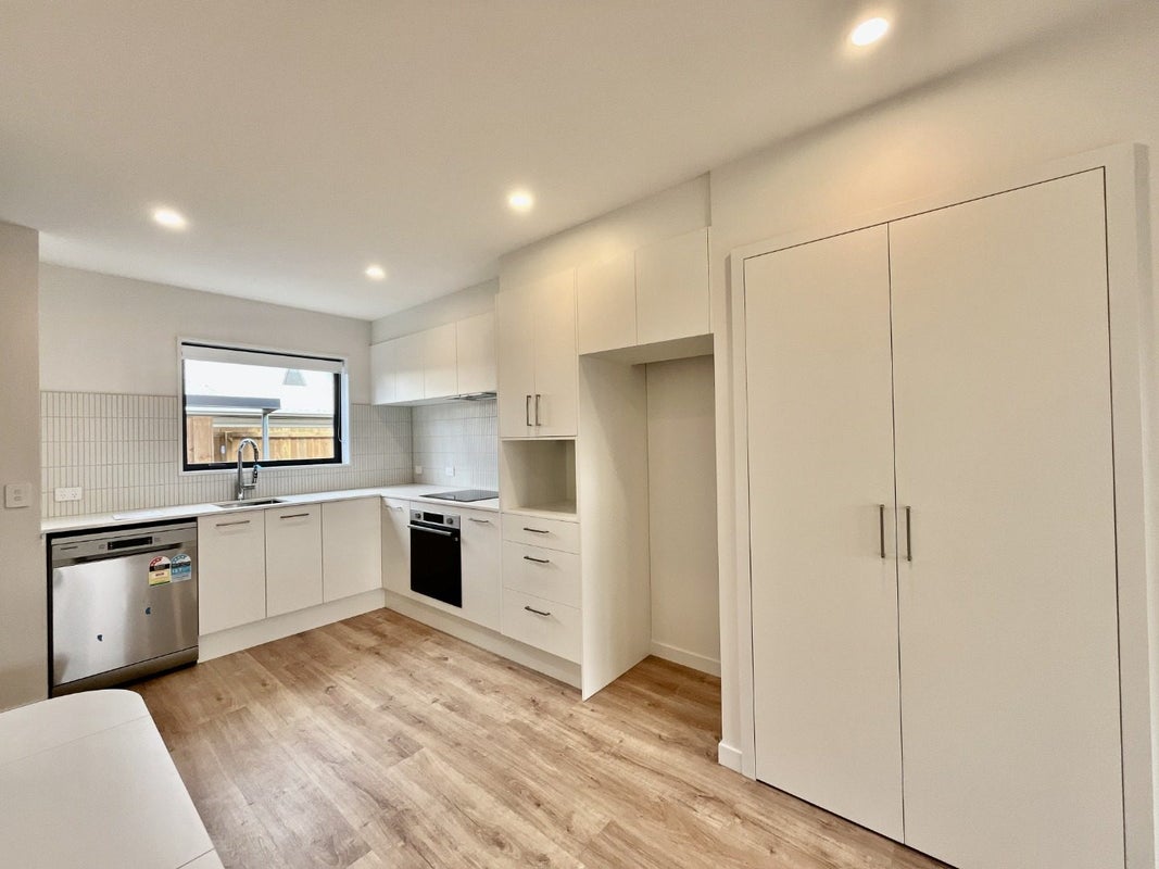 7/76 Cranford Street, St Albans, Christchurch - Carousel 2