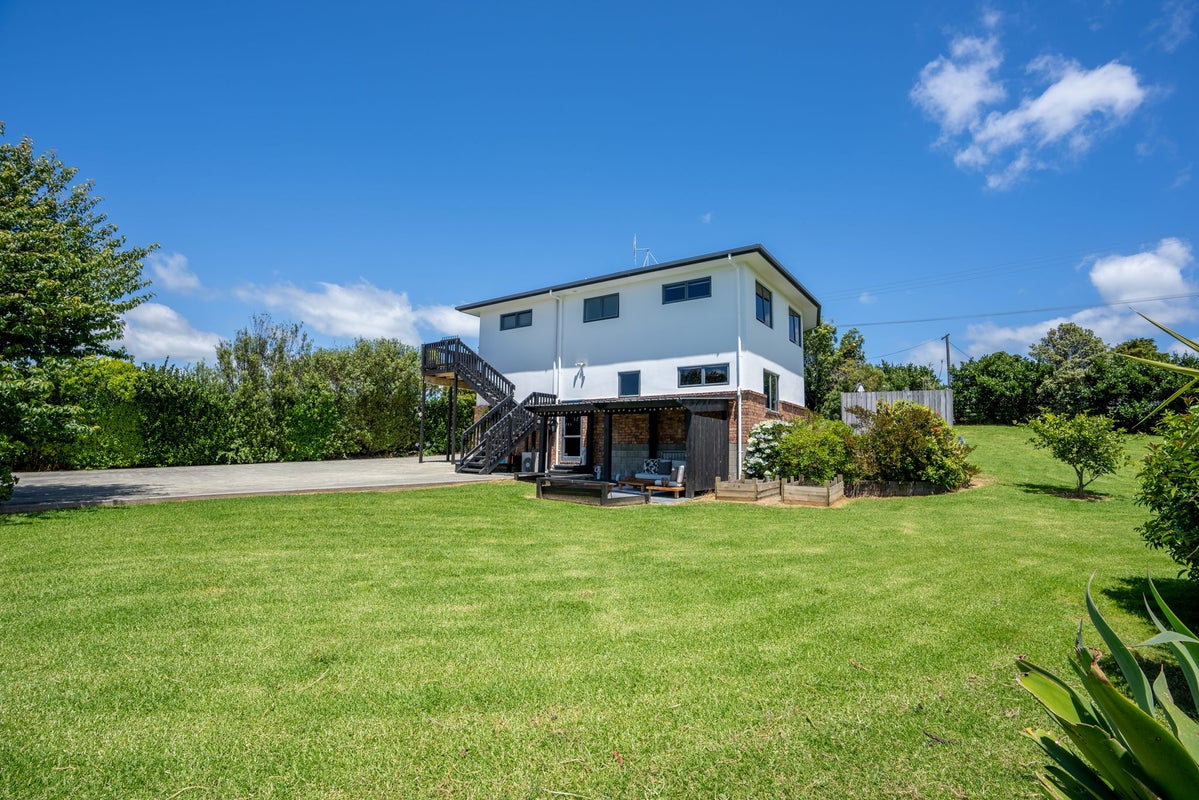 25 Ritchie Road, Whangarei - Carousel 2
