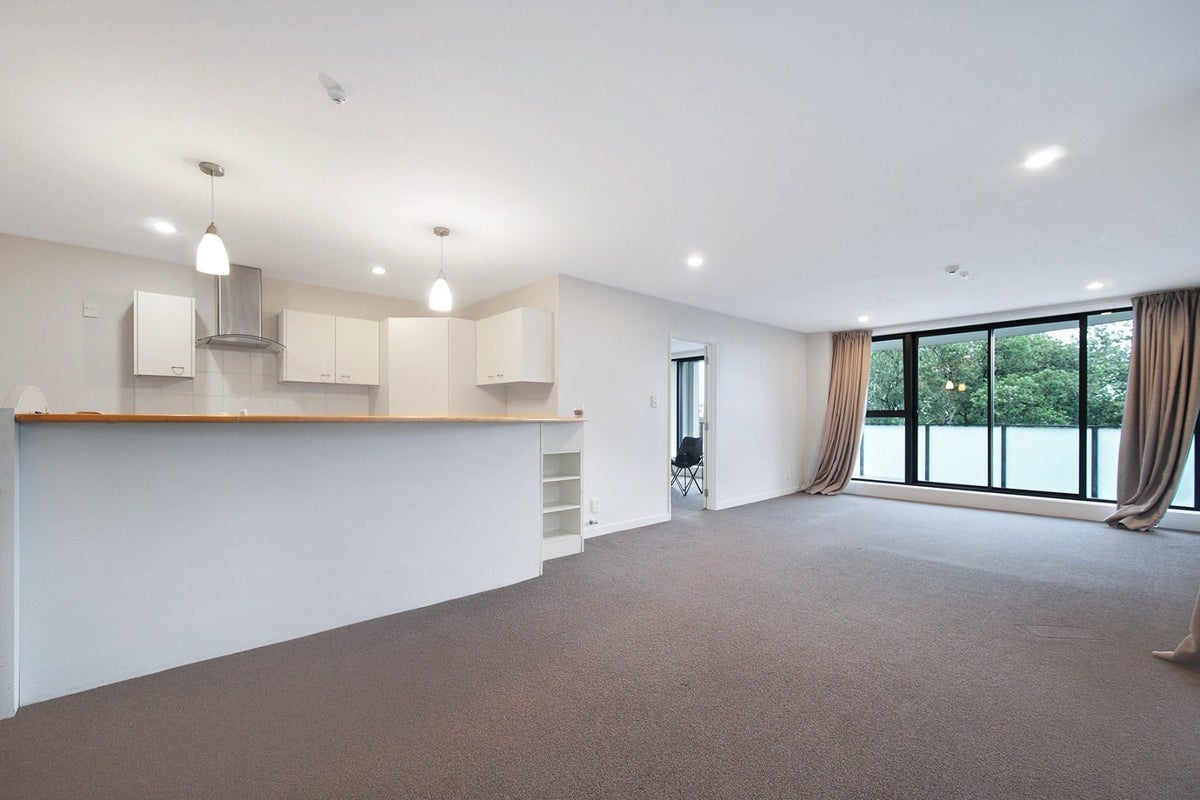 5/8 Basque Road, Eden Terrace, Auckland - Carousel 2