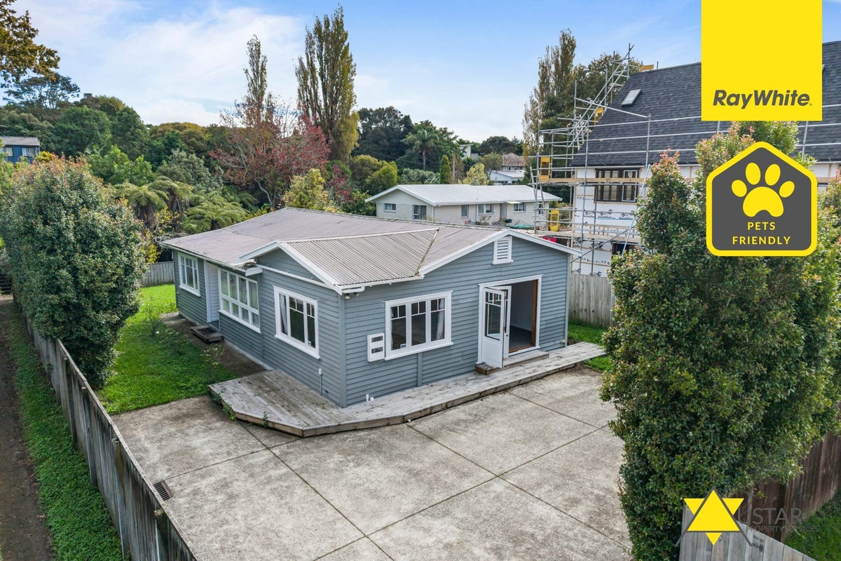 75A Glendale Road, Glen Eden, Auckland - Carousel 1