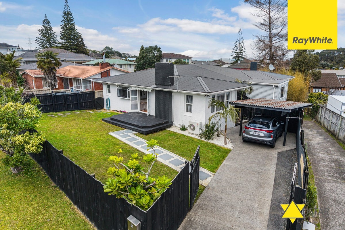 3A Stanton Terrace, Lynfield, Auckland - Carousel 1