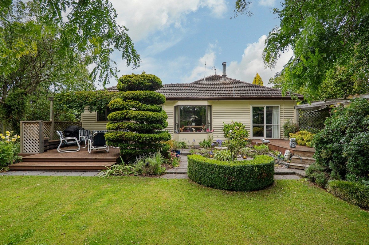 9 Owens Terrace, Upper Riccarton, Christchurch - Carousel 2