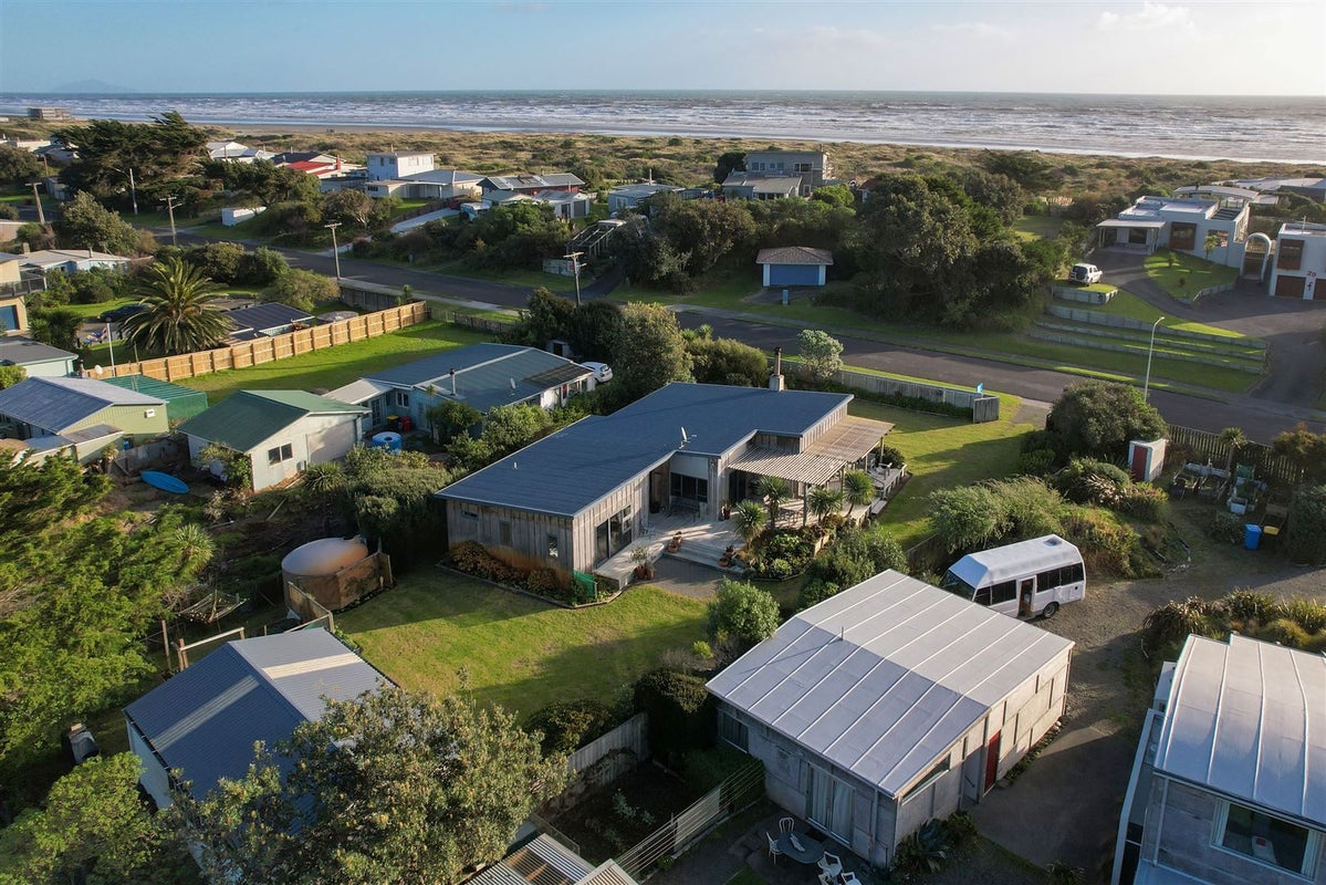 28 Kent Avenue, Waitarere Beach, Levin - Carousel 20