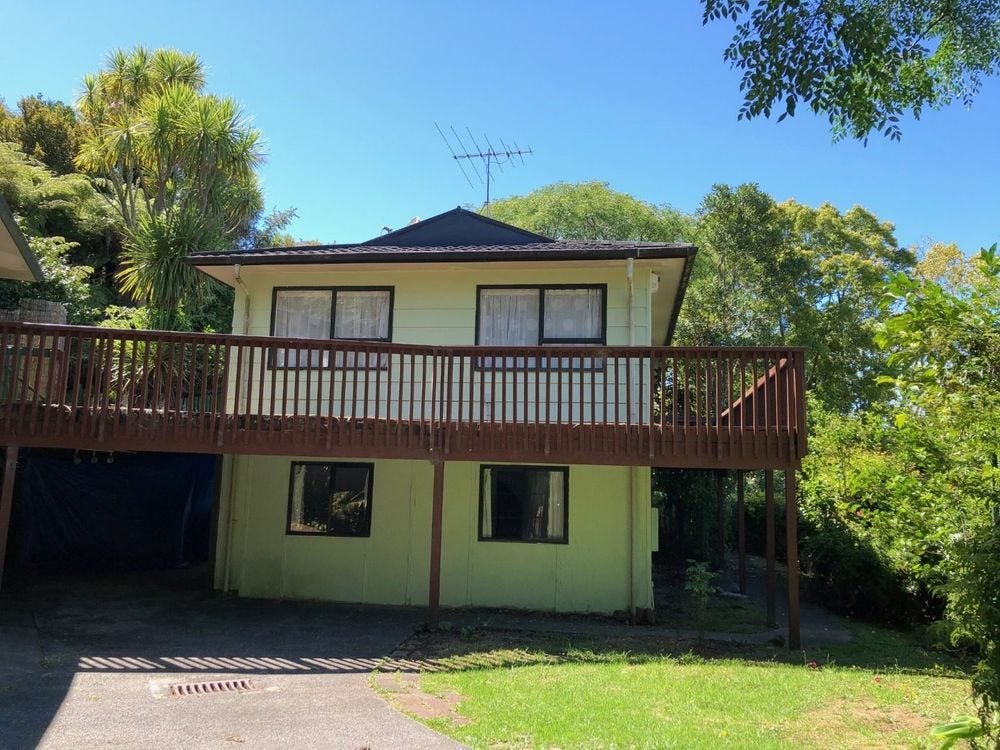 28 Barker Rise, Northcross, Auckland - Carousel 1