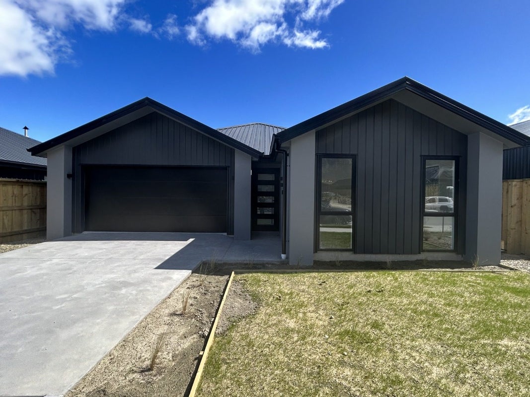 20 Collie Road, Jacks Point, Queenstown - Carousel 1