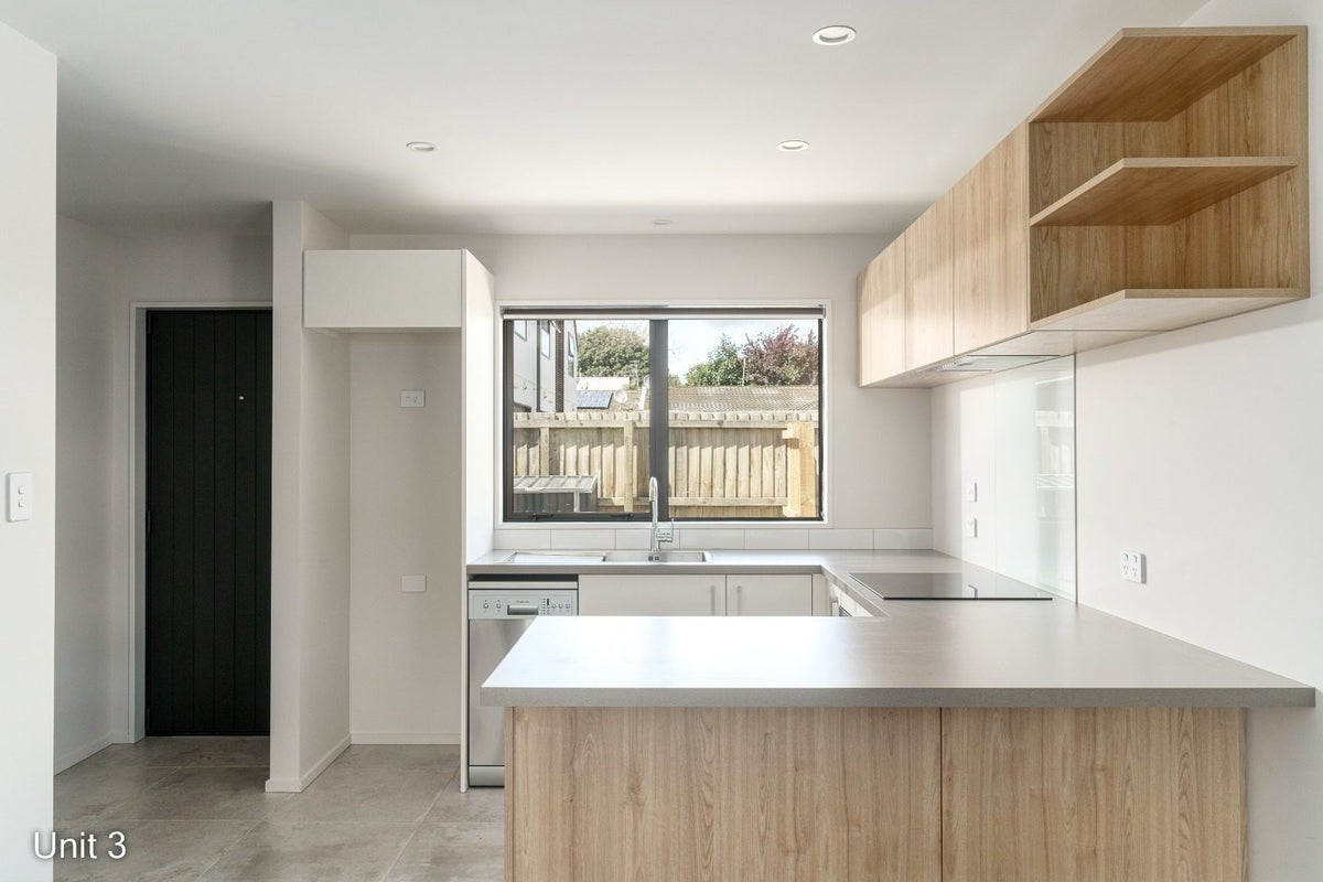 3/26 Grove Road, Addington, Christchurch - Carousel 1