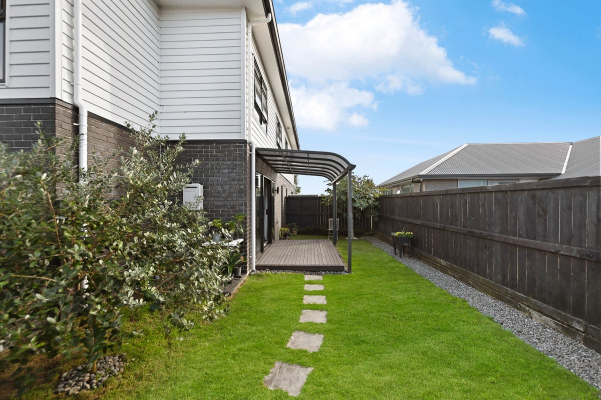 5 Avian Place, Flagstaff, Hamilton - Carousel 21