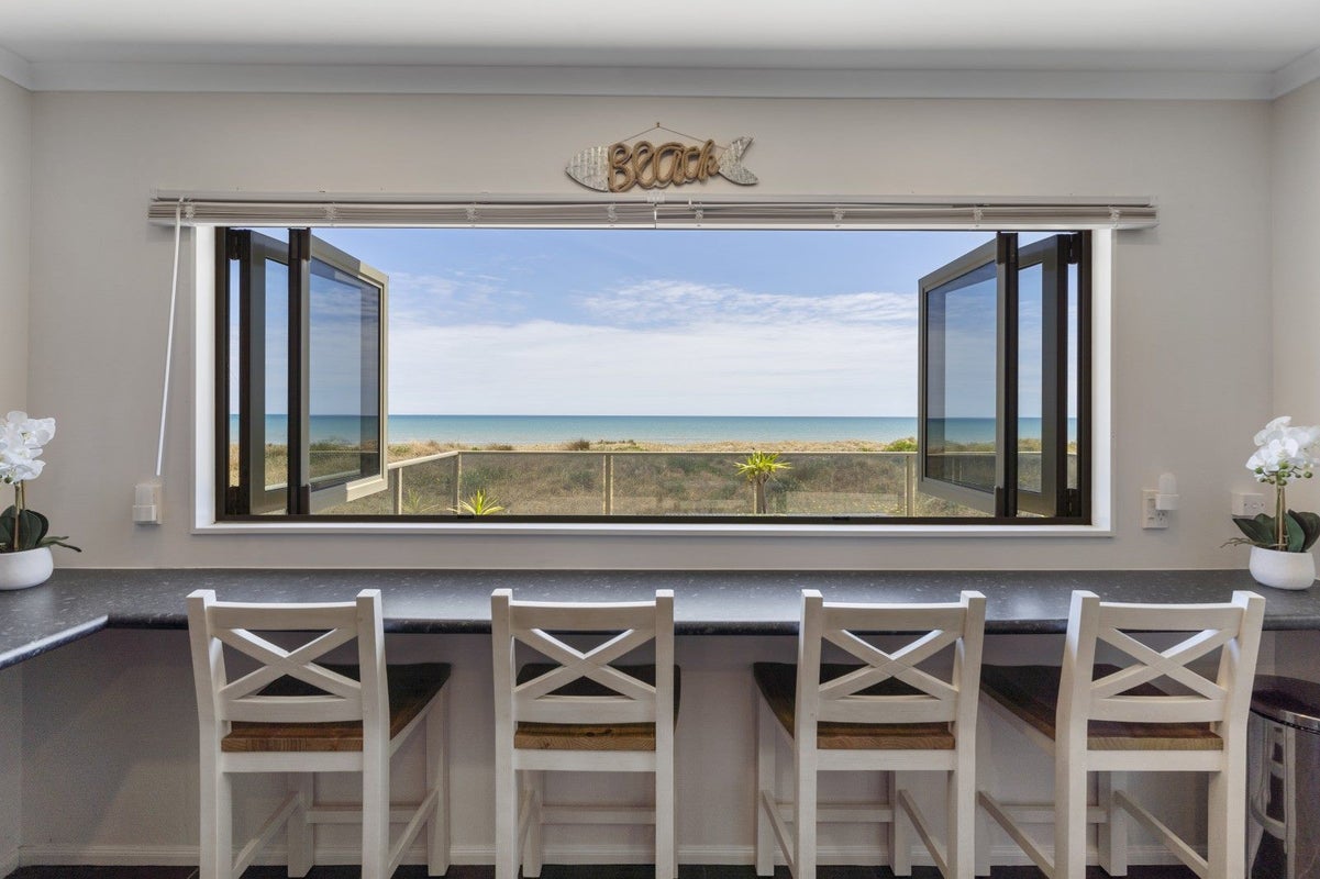9 Mariri Place, Waitarere Beach, Levin - Carousel 2
