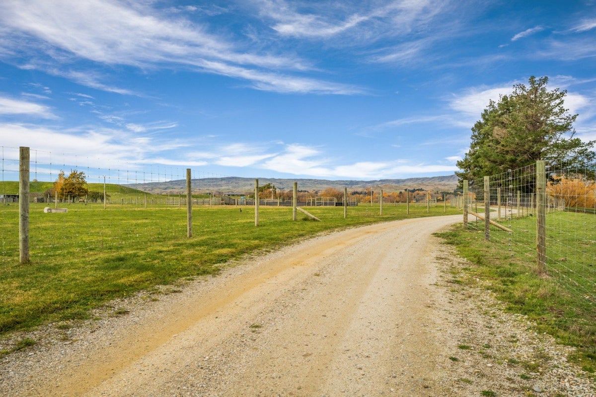 562A Manuherikia Road, Springvale, Alexandra - Carousel 16