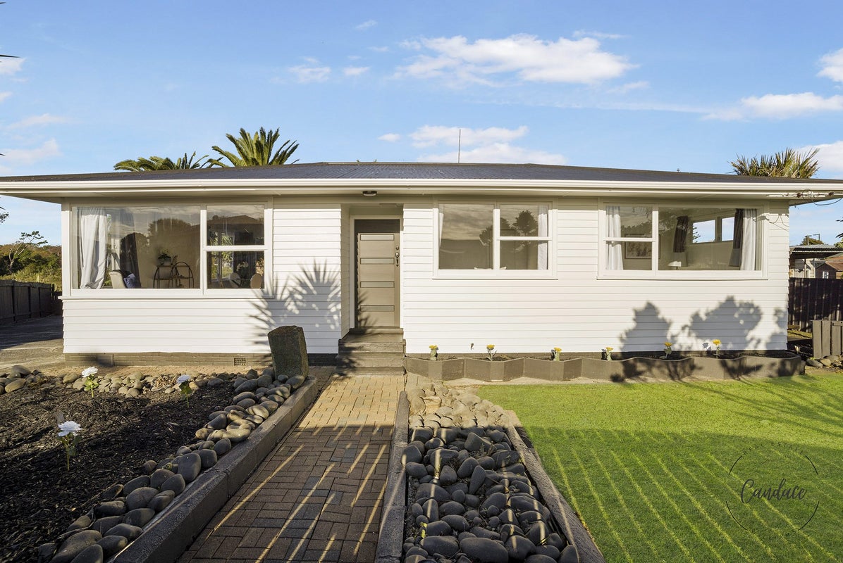 21 Murdoch Street, Otahuhu, Auckland - Carousel 1