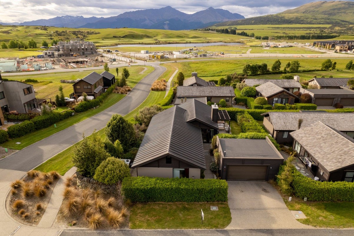 34 Rannoch Drive, Jacks Point, Queenstown - Carousel 25