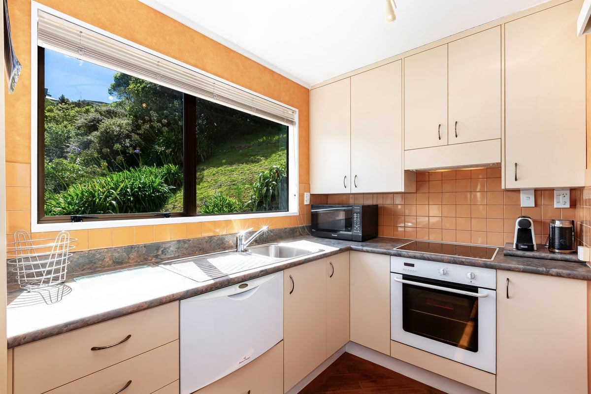 44A Gaya Grove, Ngaio, Wellington - Carousel 2
