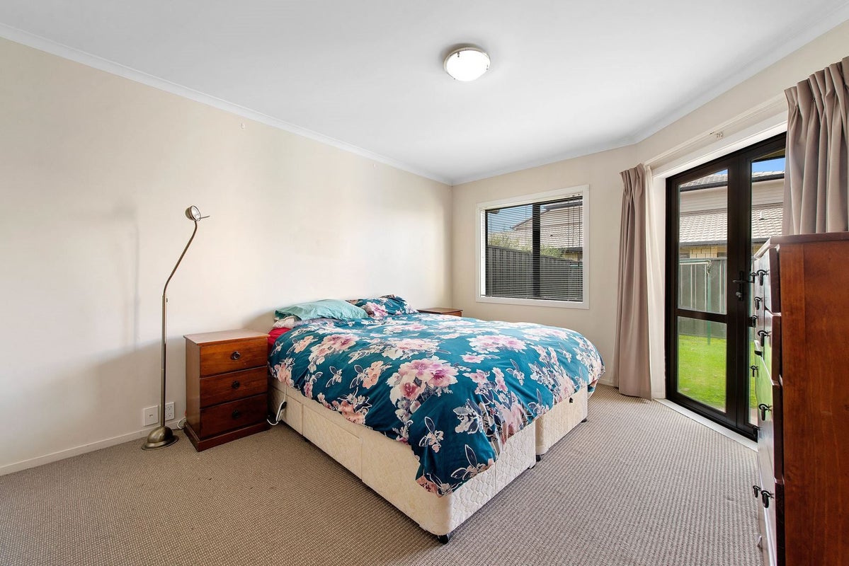 31/64 Kawaha Point Road, Kawaha Point, Rotorua - Carousel 16