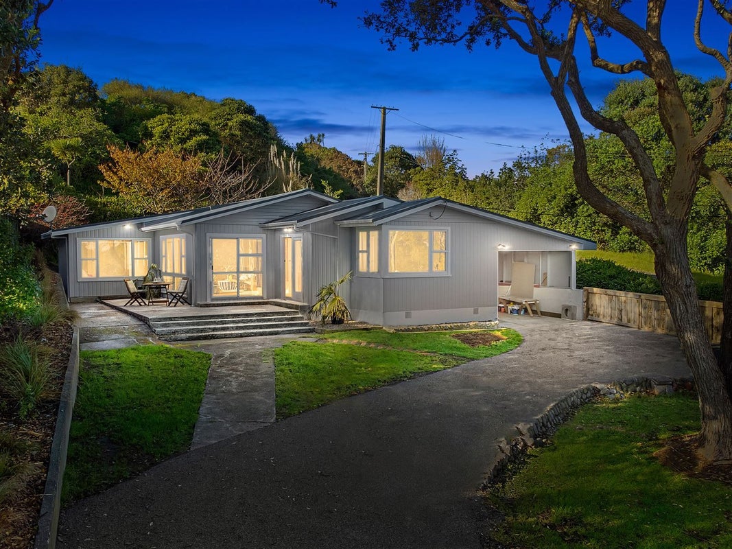 34 Ngaio Street, Otaki Beach, Otaki - Carousel 1