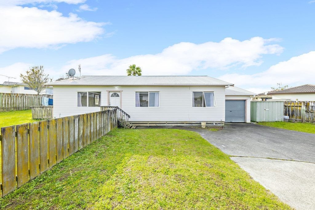 1/9 Trimdon Street, Randwick Park, Auckland - Carousel 2
