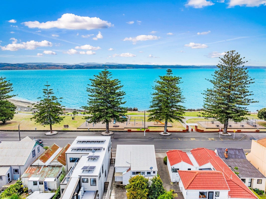 27 Hardinge Road, Ahuriri, Napier - Carousel 1