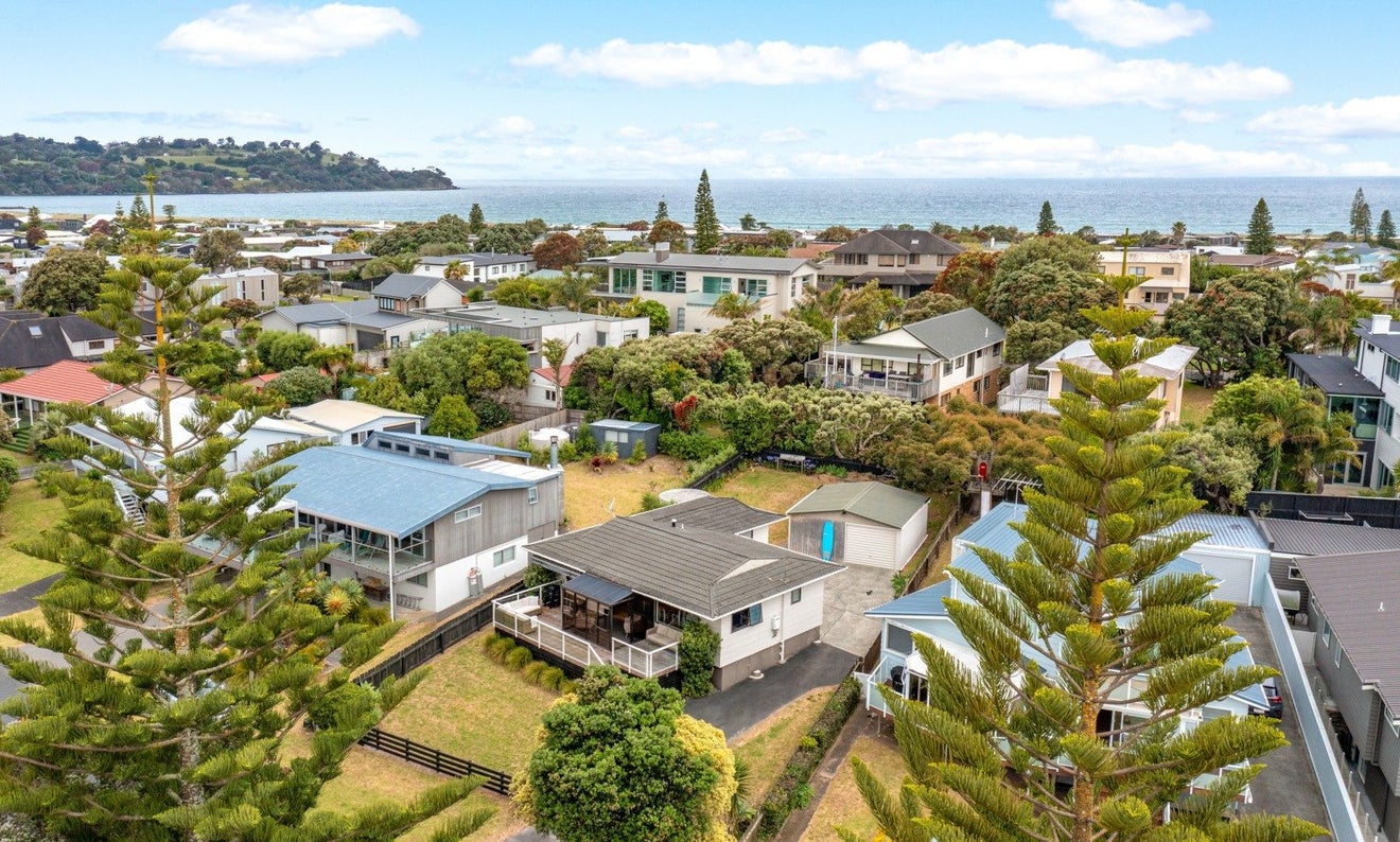 76 Omaha Drive, Warkworth - Carousel 1