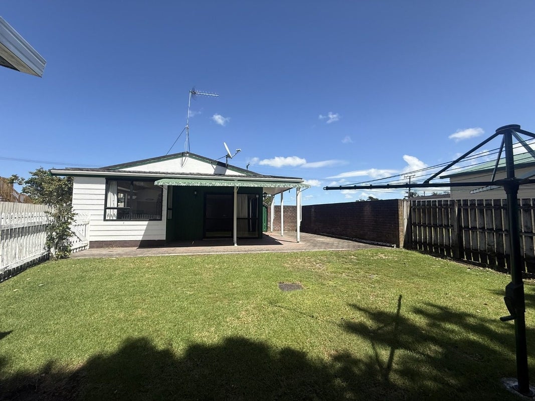13 Pyle Road West, One Tree Point, Whangarei - Carousel 11