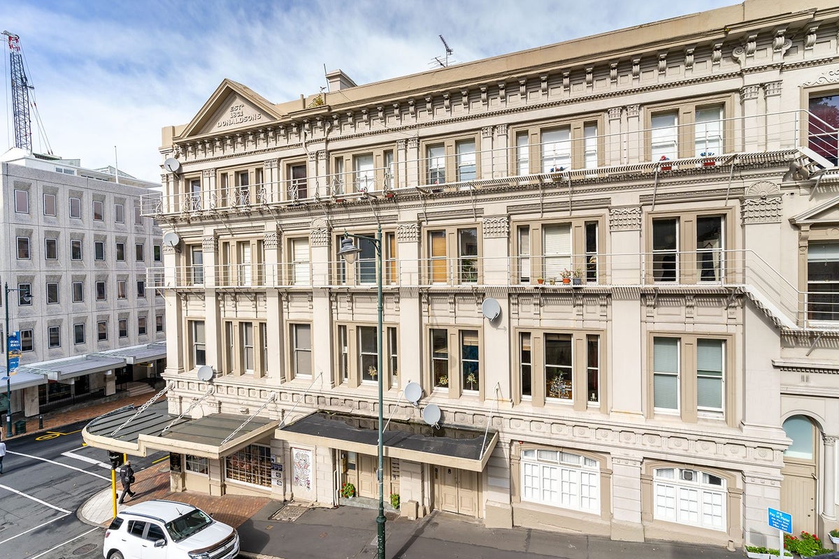 2/31 Dowling Street, City Centre, Dunedin, Otago - Carousel 21