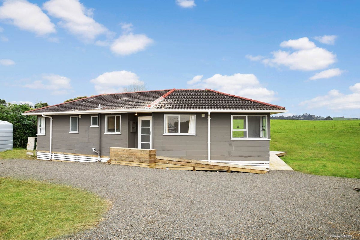 113 Colbeck Road, Waiuku - Carousel 2
