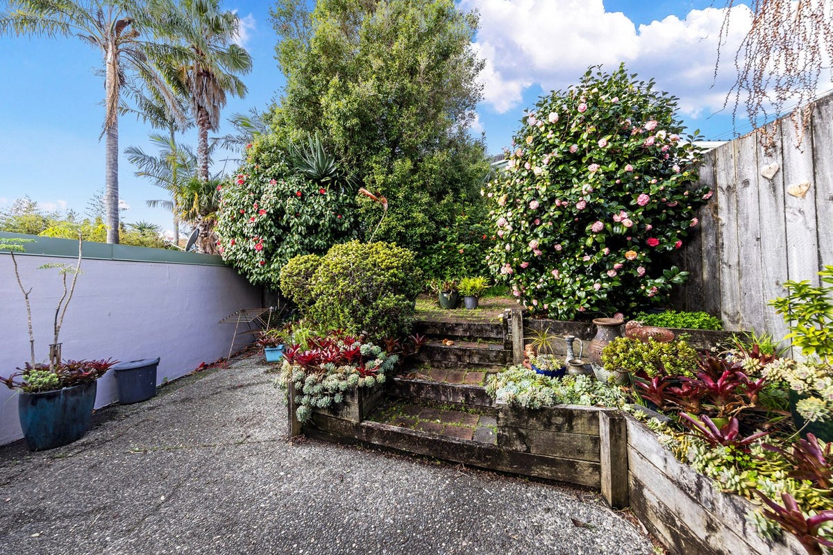 2/146 St Johns Road, Meadowbank, Auckland - Carousel 3