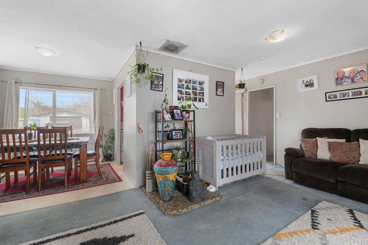 23 Thebes Street, Pomare, Rotorua - Carousel 2