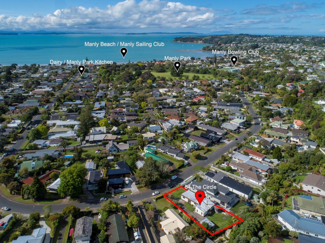 84 The Circle, Manly, Whangaparaoa - Carousel 1
