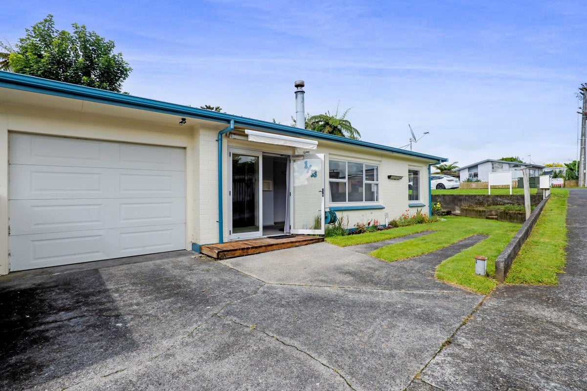 33A Maire Street, Inglewood, Inglewood - Carousel 1