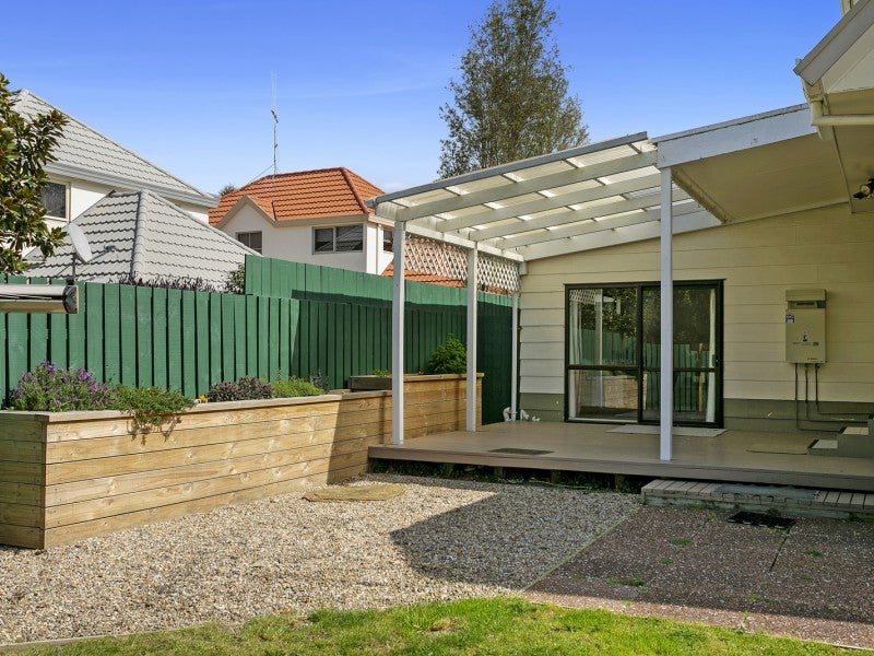6 Fletcher Place, Leamington, Cambridge - Carousel 24