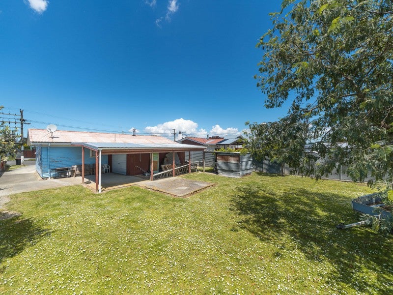 24 Peters Avenue, Cloverlea, Palmerston North - Carousel 21