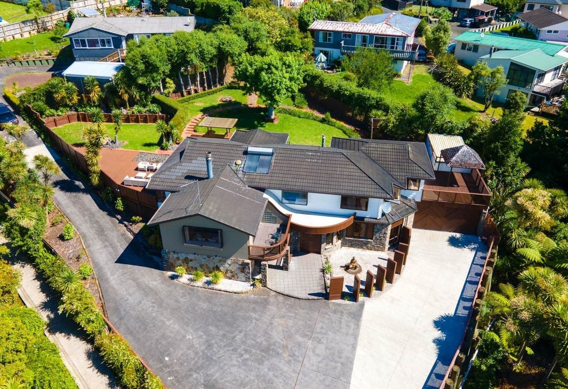 181B Titirangi Road, Titirangi, Auckland - Carousel 1