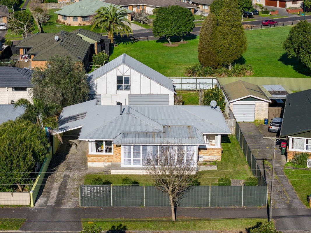 28 Mears Road, St Andrews, Hamilton - Carousel 2