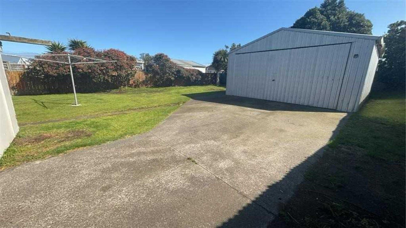 41 Matipo Street, Castlecliff, Whanganui - Carousel 14