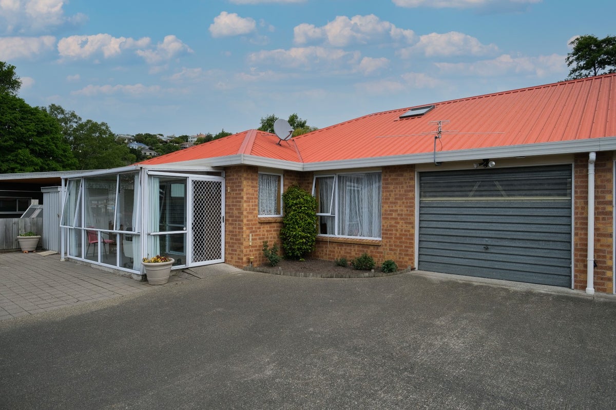 47B Thorn Street, Caversham, Dunedin - Carousel 1