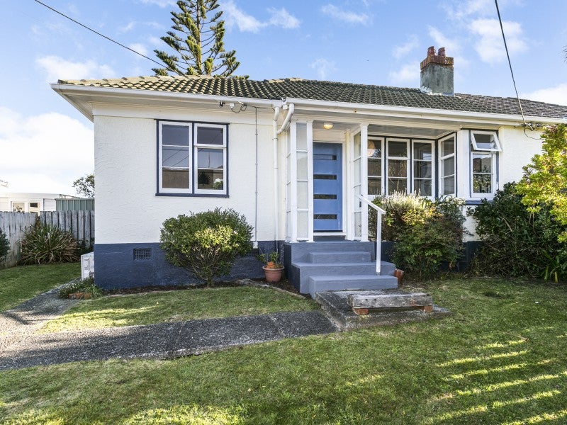 13 Karamu Street, Ngaio, Wellington - Carousel 1