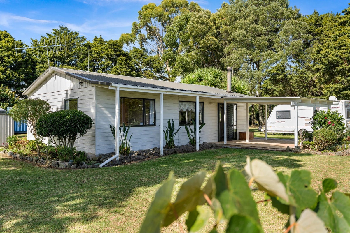 621 Tokiri Road, Whangarei - Carousel 1